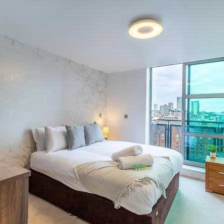 Stylish Leeds Stay Near Lgi & University Apartment *
